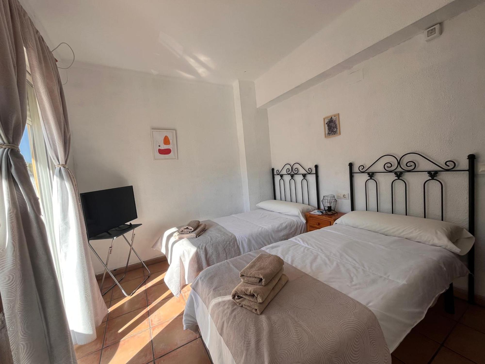 Hotel Espadan Azuebar Екстер'єр фото